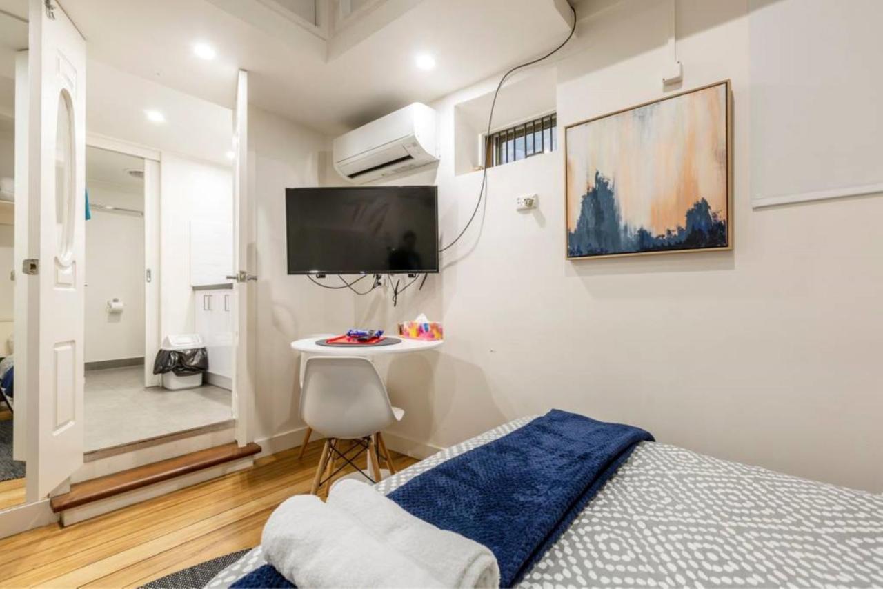 Readyset Apartments On Anthony Melbourne Exterior photo